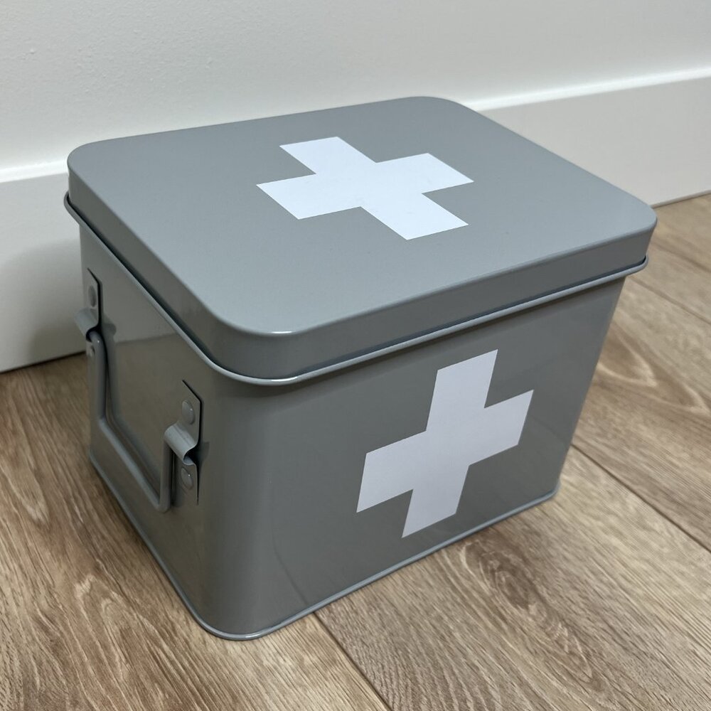 First Aid Box - Picture 2 of 11